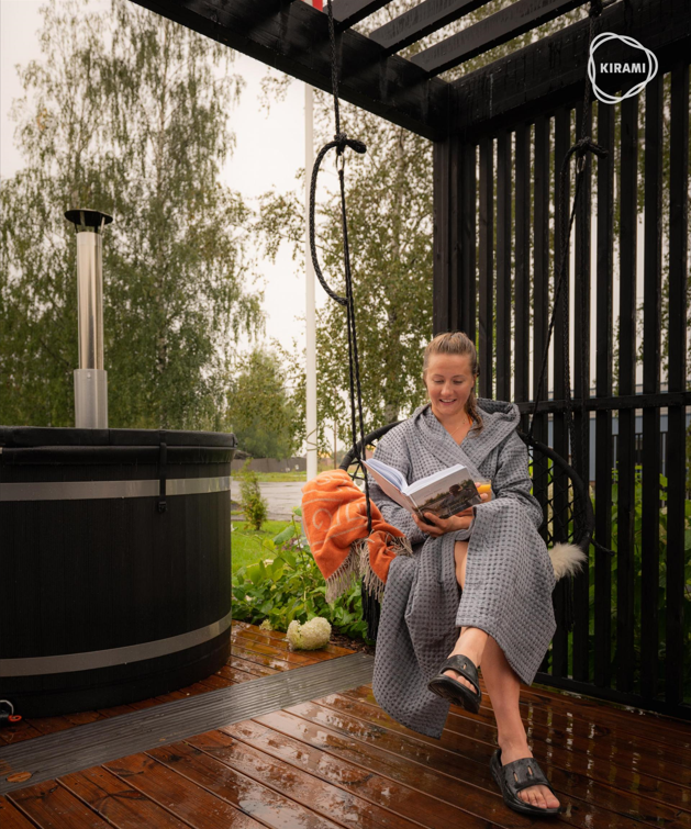 Kirami Annex Family M | Hot Tub mit Holzofen | Ø 170 cm | für 3-5 Personen